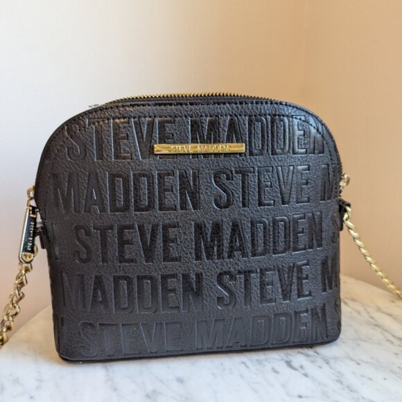 Steve Madden Black and Gold Logo Crossbody Bag with Structured Design - Picture 2 of 7